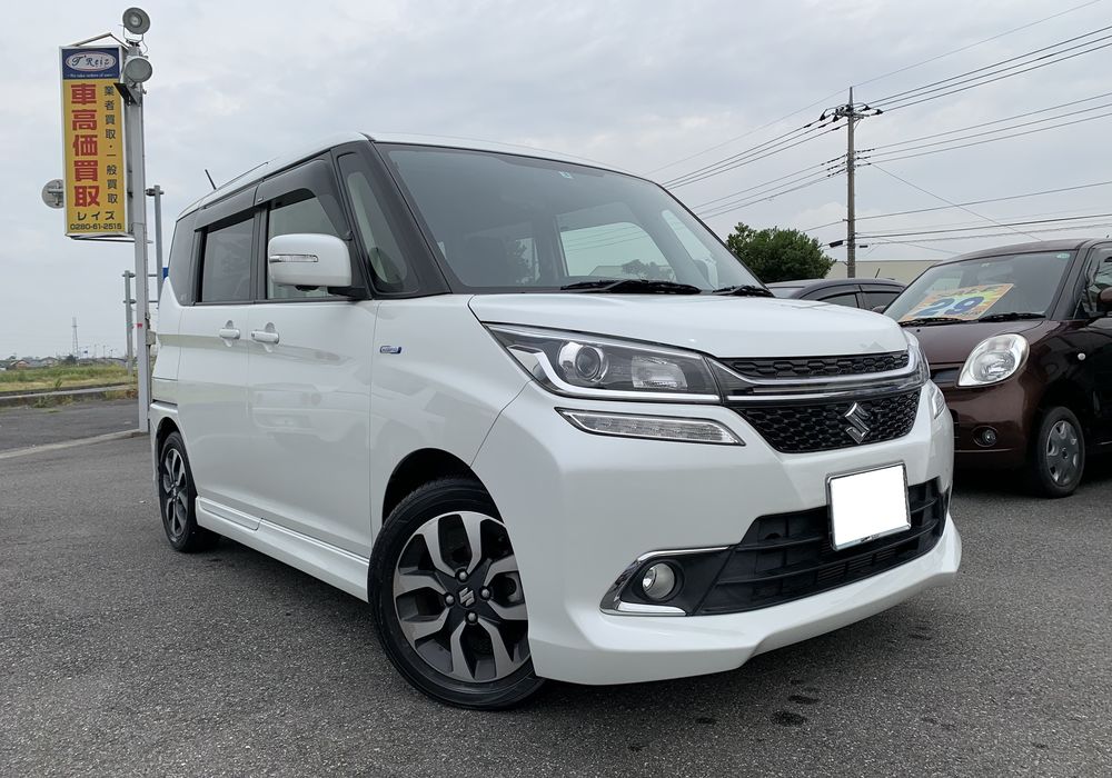 新入荷 スズキ ソリオバンディット 距離の少ないワンオーナー車が入荷です 中古車を扱うレイズではカプチーノやaz 1等人気車種の入荷情報をご紹介