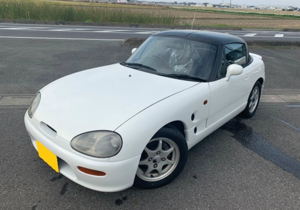 外装オールペン済み パールホワイトの中古車 スズキ カプチーノ H4 1992 年 錆の少ない中古車 カプチーノ カプチーノ 等中古車の販売買取実績豊富なレイズで取り扱う車のギャラリー