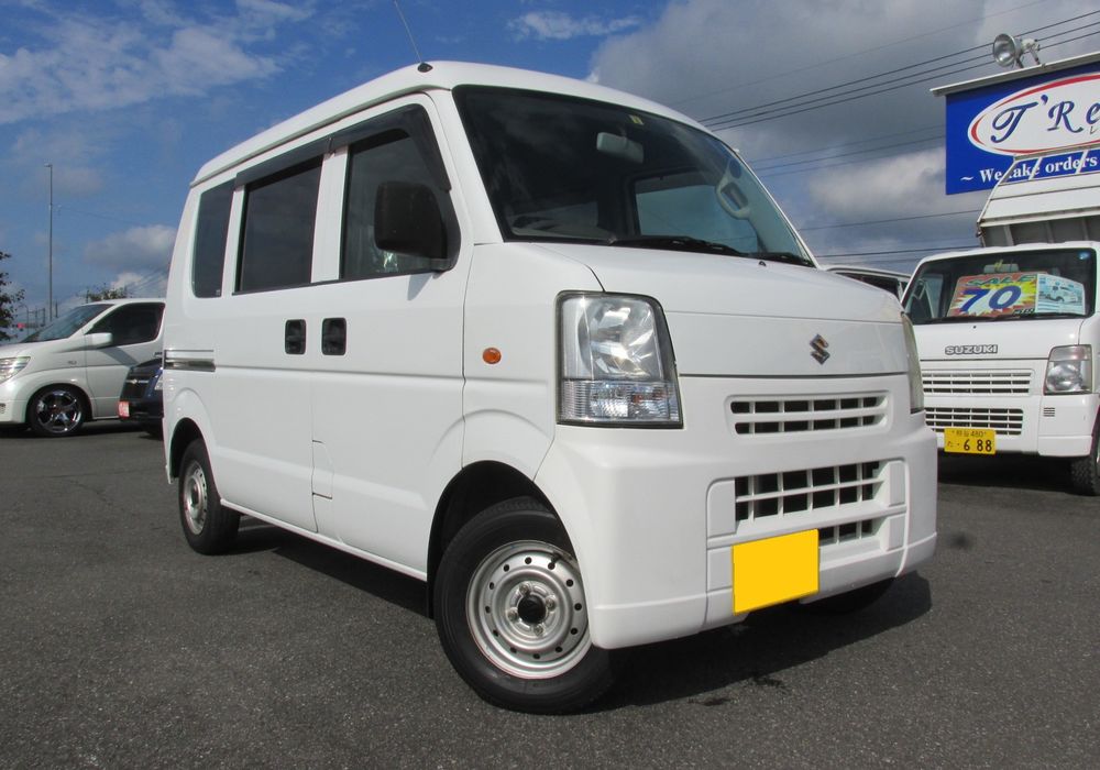 お仕事用に大人気の中古車 スズキ エブリイ Pc ハイルーフ ホワイト H19 07 年 スズキ カプチーノ等中古車の販売買取実績豊富なレイズで取り扱う車のギャラリー