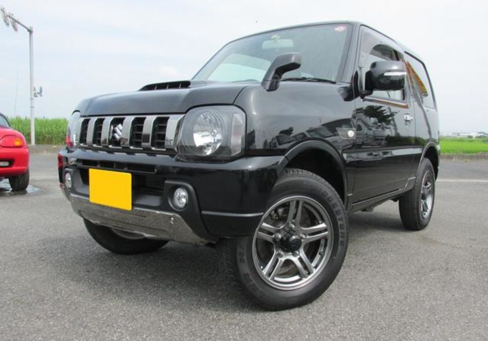 新入荷 スズキ ジムニー ランドベンチャー 人気のワンオーナー車 中古車を扱うレイズではカプチーノやaz 1等人気車種の入荷情報をご紹介