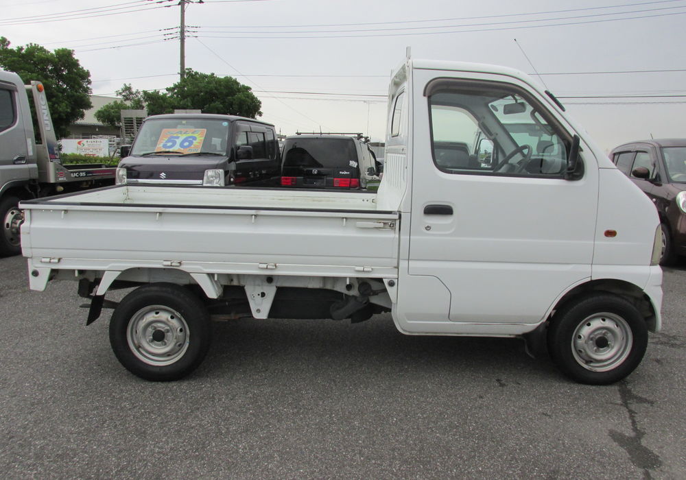 エアコン付きで快適です！スズキ キャリイ KU 4WD ホワイト H2(1990)年
