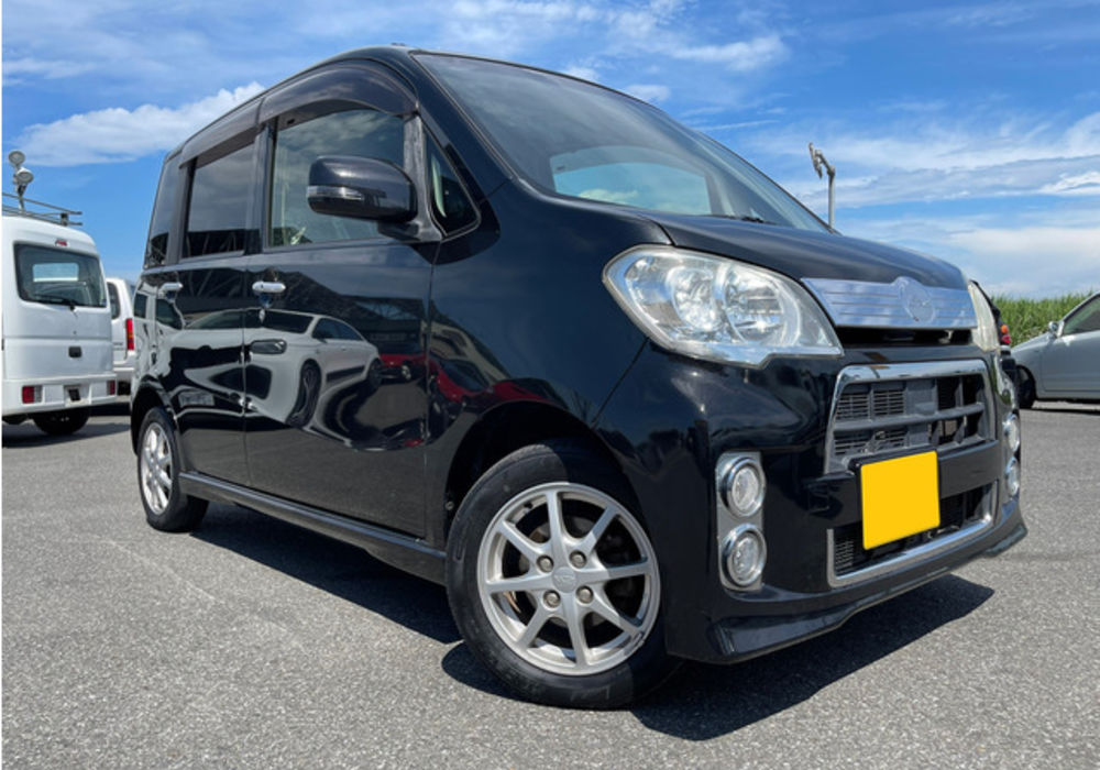 新入荷！ダイハツ タントエグゼ カスタムG 使い勝手の良い軽自動車です