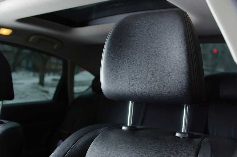 ヘッドレストがなくても車検に通る