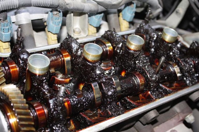 エンジンフラッシングとは？！ やった方がいいの？！