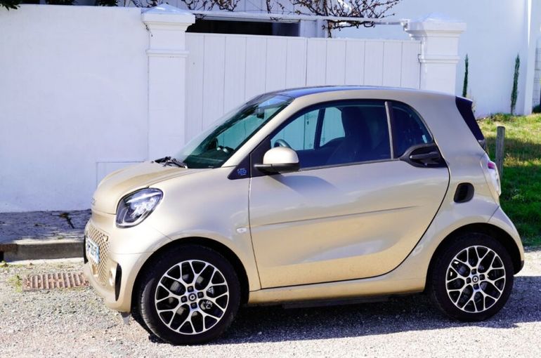 ホイールベースとは 長いクルマ 短いクルマの違い